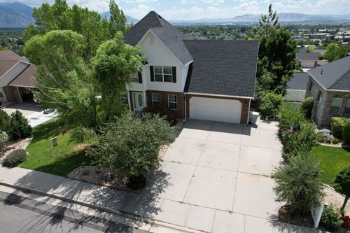 1083 N 700 E, Springville, UT, 84663-3158 | Card Image