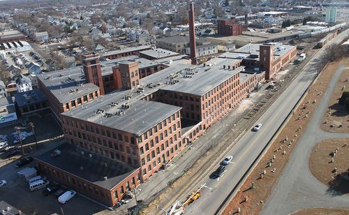 3-401-413 Central Avenue, Pawtucket, RI, 02861 | Card Image