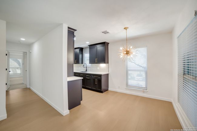 APT-1002 - 2718 Old Field Dr, Condo with 2 bedrooms, 2 bathrooms and null parking in San Antonio TX | Image 7