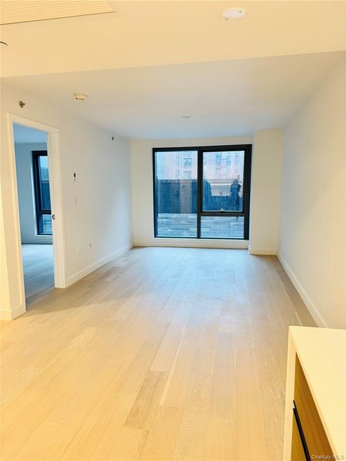 221-144 Northern Blvd, Flushing, NY, 11354-4230 | Card Image