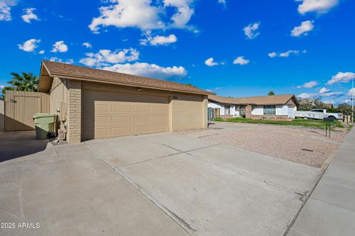 5558 W Cortez St, Glendale, AZ, 85304-3325 | Card Image