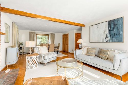 6 Boyd Dr, Newburyport, MA, 01950-1864 | Card Image