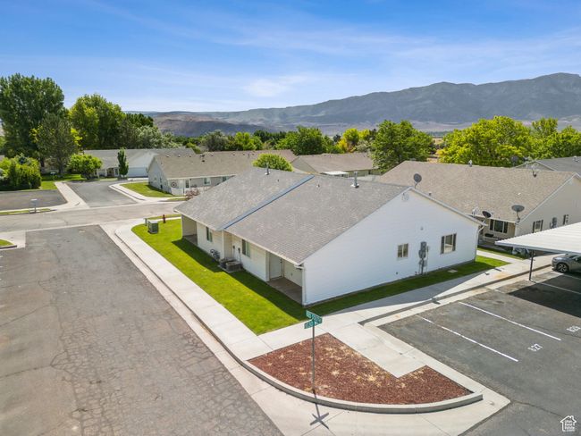 View from above of property with a mountain backdrop | Image 34