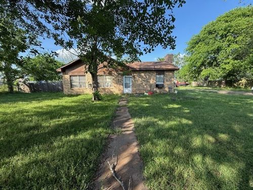 208 N Bridges, Elkhart, TX, 75839-6728 | Card Image