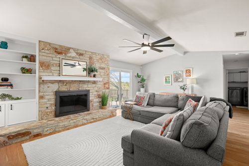 11900 Oakbrook Dr, Austin, TX, 78753-2124 | Card Image