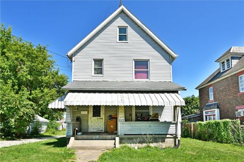 653 S State Line Rd, Sharon, PA, 16146-1151 | Card Image