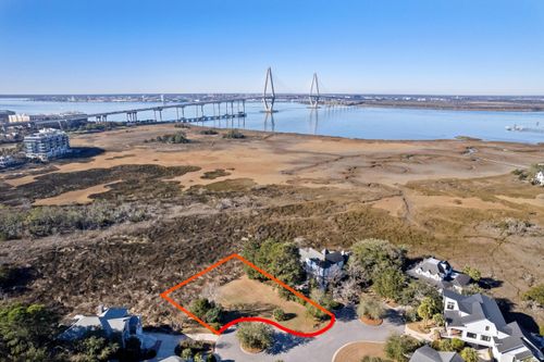 843 Bridge Point Circle, Mount Pleasant, SC, 29464 | Card Image