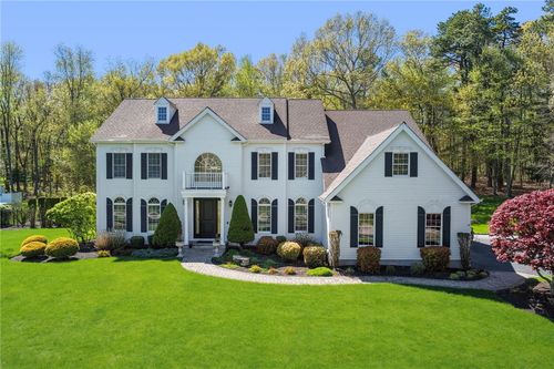30 Lenihan Ln, East Greenwich, RI, 02818-1145 | Card Image