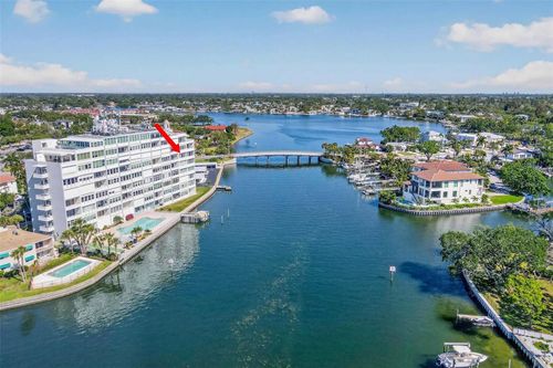 6a-1365 Snell Isle Blvd Ne, ST PETERSBURG, FL, 33704-2403 | Card Image