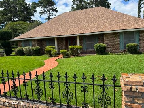 941 Anthony Ave, Opelousas, LA, 70570-7001 | Card Image