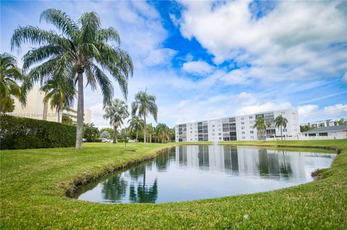 apt-202-190 Se 5th Ave, Dania Beach, FL, 33004-4091 | Card Image