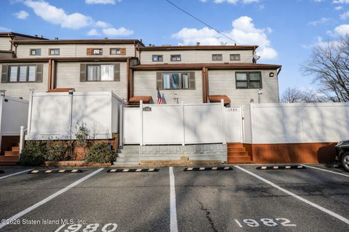 1984 Arthur Kill Rd, Staten Island, NY, 10312-1169 | Card Image
