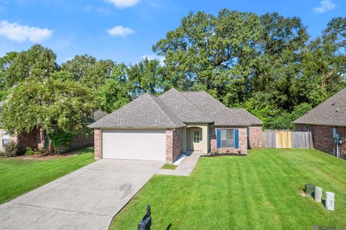 15035 Creek Side Dr, Gonzales, LA, 70737-6892 | Card Image