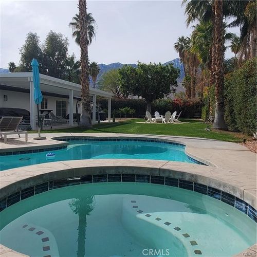 3180 E Escoba Dr, Palm Springs, CA, 92264-5529 | Card Image