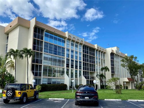 106-851 Three Islands Blvd, Hallandale Beach, FL, 33009-2835 | Card Image