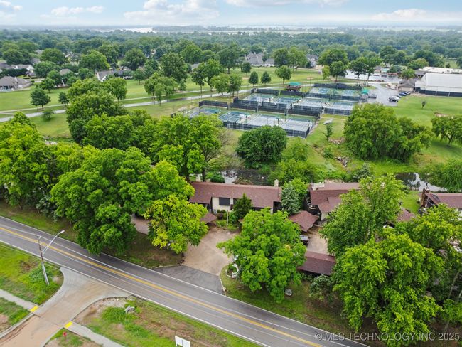 APT-1 - 15915 E 131 St St S, Condo with 3 bedrooms, 2 bathrooms and null parking in Broken Arrow OK | Image 42