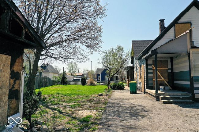 3320 E New York St, House other with 2 bedrooms, 1 bathrooms and null parking in Indianapolis IN | Image 9