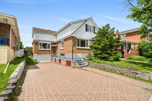 352 Lacasse Ave, Vanier, ON, K1L7A9 | Card Image