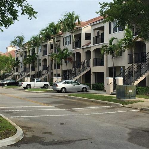 apt-307-5800 Sample Rd, Coral Springs, FL, 33067-3239 | Card Image