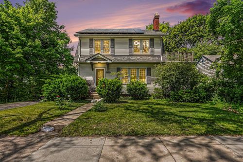 906 Pauline Blvd, Ann Arbor, MI, 48103-5317 | Card Image