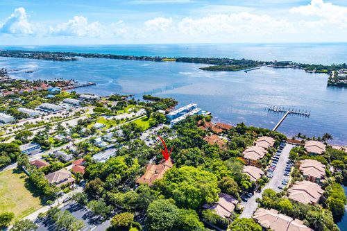 16 Via Lago, Boynton Beach, FL, 33435-2820 | Card Image