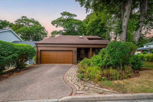 5905 Bilton Lane, Halifax, NS, B3H4M3 | Card Image