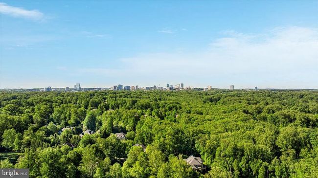 7818 Georgetown Pike, House other with 4 bedrooms, 3 bathrooms and null parking in MCLEAN VA | Image 15
