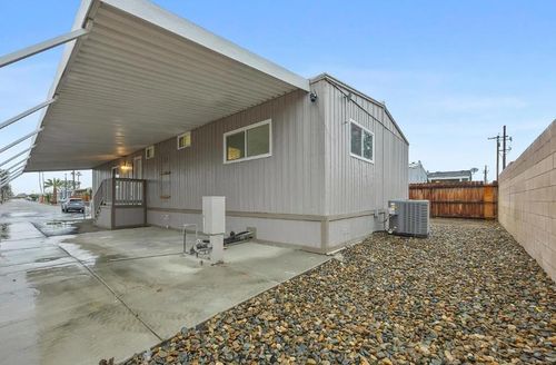 335-335 Hickorywood Lane, Bakersfield, CA, 93308 | Card Image