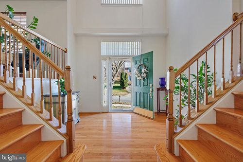 1604 Saratoga Ct, FORT WASHINGTON, MD, 20744-4186 | Card Image