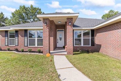 All Brick Home, 2 car garage (NEW garage door!) | Image 2