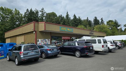 10320 Ne Valley Rd, Bainbridge Island, WA, 98110-4312 | Card Image