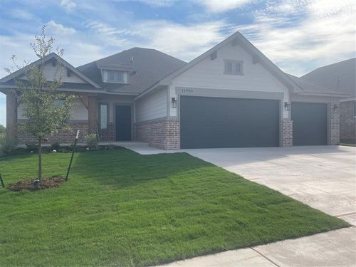 11904 Nw 120th Ter, Yukon, OK, 73099-4271 | Card Image