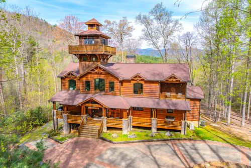 716 Pepper Vine Cir, Brevard, NC, 28712-0078 | Card Image