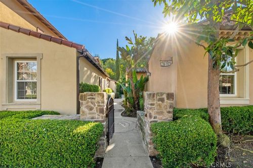 72 Clouds Vw, Irvine, CA, 92603-0170 | Card Image