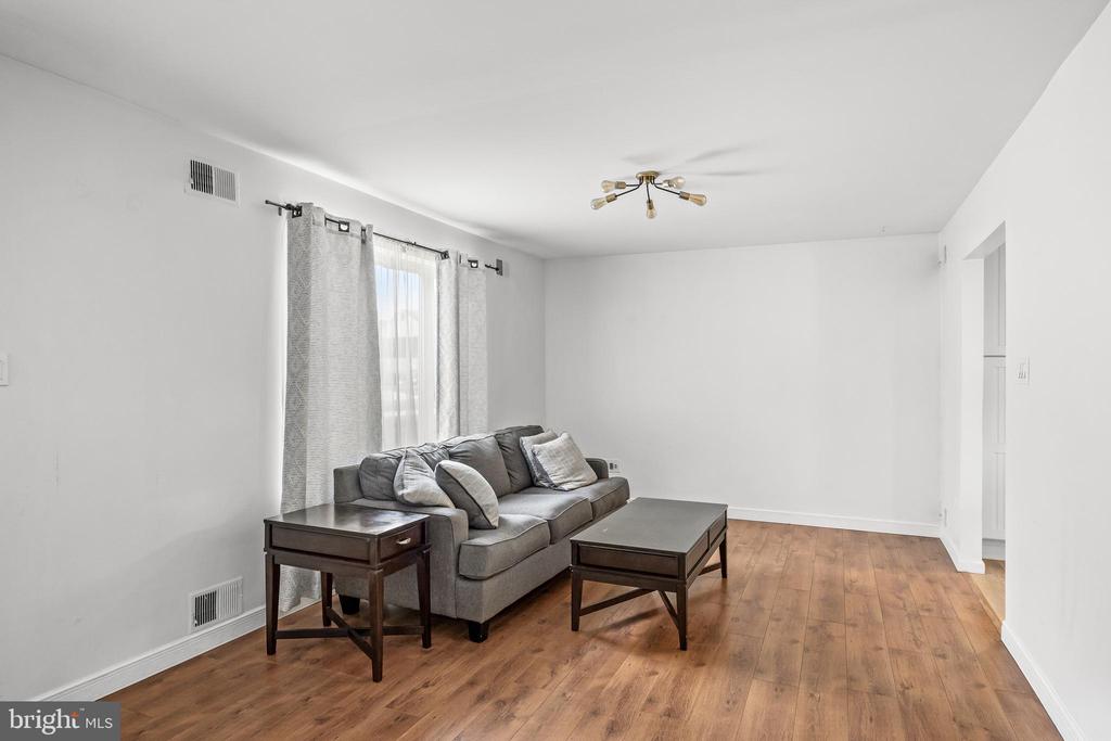 Residential in SWEDESBORO 3