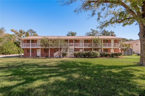 apt-8-2105 Avenue N, Huntsville, TX, 77340-5108 | Card Image