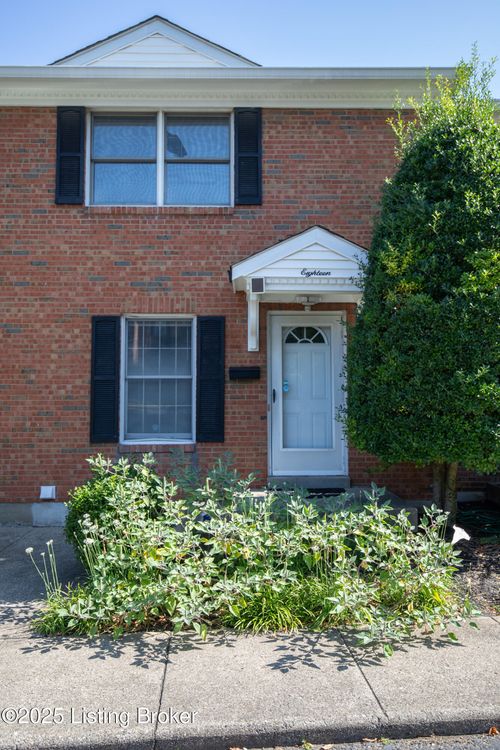 18 Gardiner Ct, Louisville, KY, 40205-2779 | Card Image