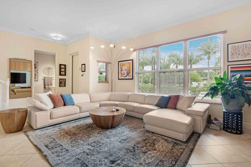 apt-105-2601 Ne 14th Ave, Wilton Manors, FL, 33334-4379 | Card Image