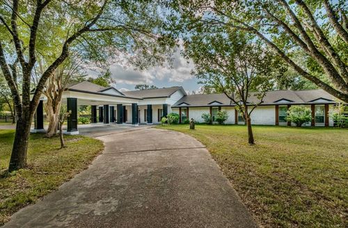 13435 Wayside Dr, Beaumont, TX, 77713-8479 | Card Image