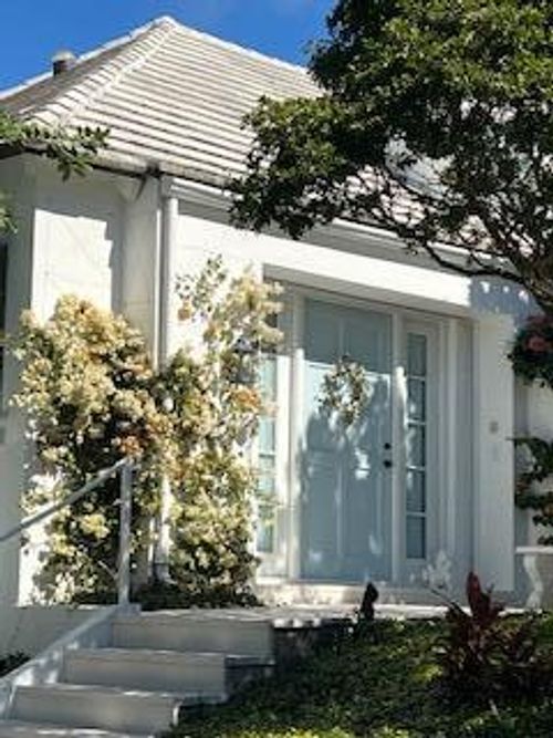 117 Via Vizcaya, Palm Beach, FL, 33480-4924 | Card Image