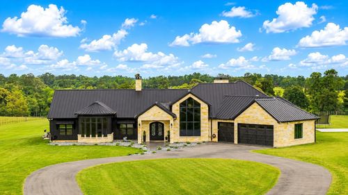 8000 E County Road 212, Buffalo, TX, 75831-6188 | Card Image