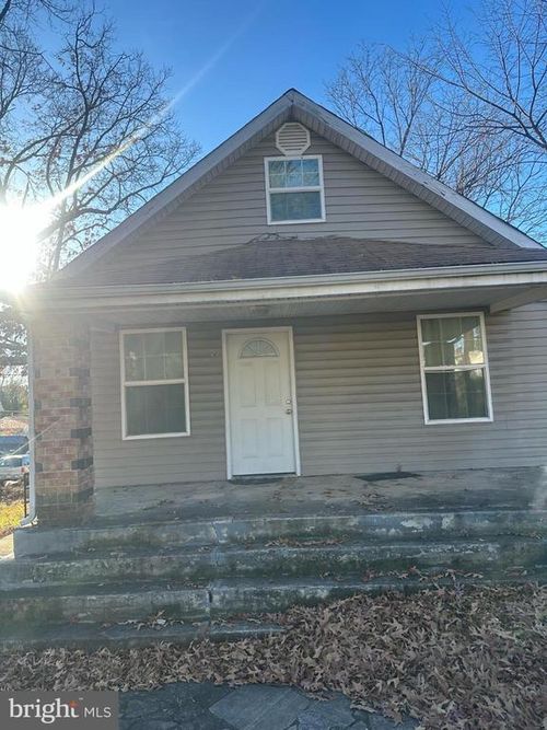 600 Goldleaf Ave, CAPITOL HEIGHTS, MD, 20743-2416 | Card Image