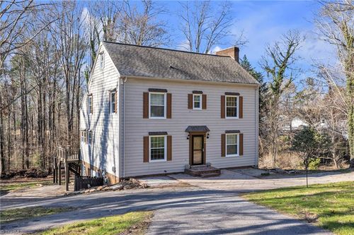 530 Laurel Mountain Rd, North Wilkesboro, NC, 28659-8121 | Card Image