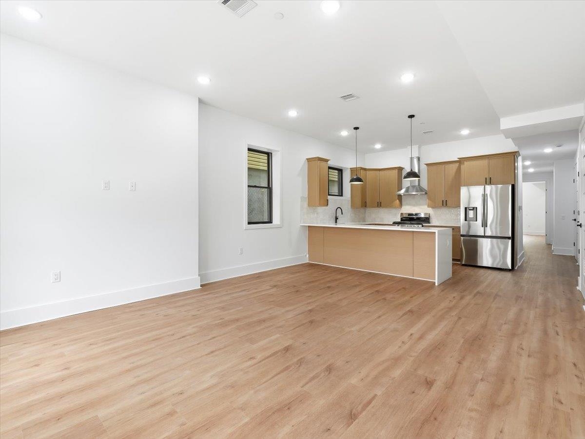 Residential in JC, Journal Square 3