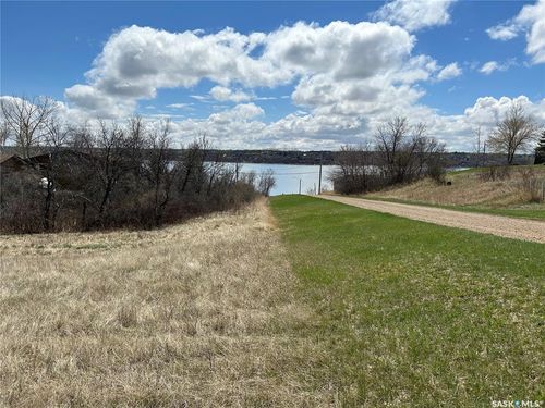 611 Zephyr St, Saskatchewan Beach, SK, S0G1C1 | Card Image