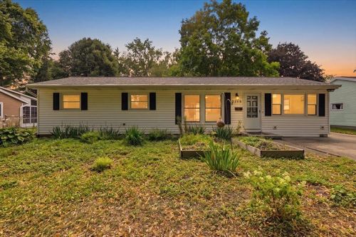 2209 Prairie Road, MADISON, WI, 53711 | Card Image