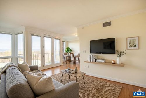 unit-1405-500 Crestwood Dr, CHARLOTTESVILLE, VA, 22903-4857 | Card Image