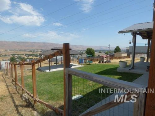 2710 Scenic Hills Dr, Clarkston, WA, 99403-1682 | Card Image