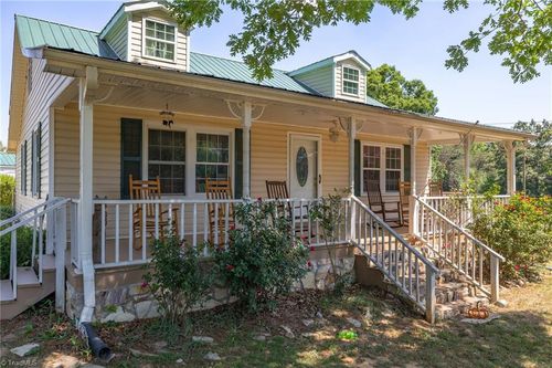 122 Buck Road, Eden, NC, 27288 | Card Image