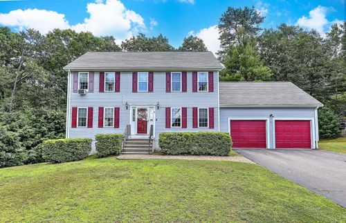 30 Pine Warbler Way, Bellingham, MA, 02019-1911 | Card Image